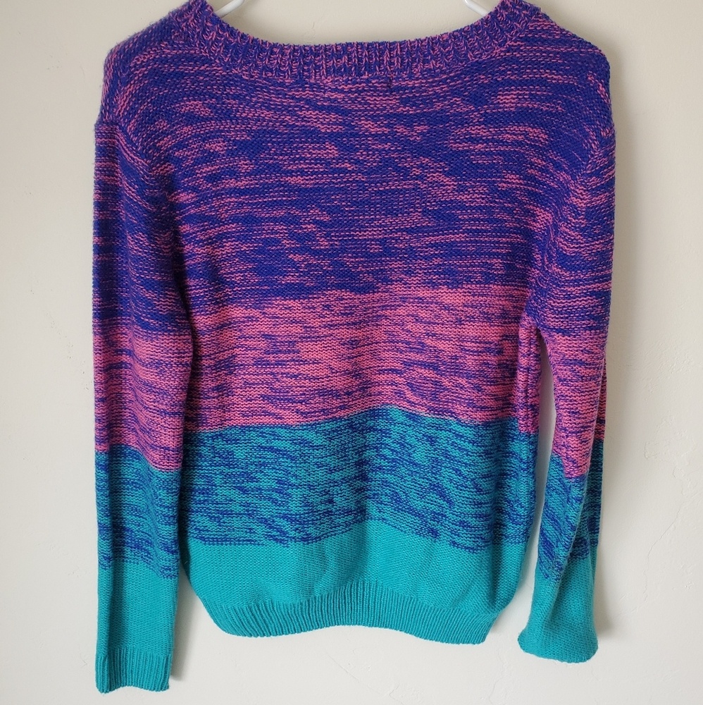 Under Skies Color Block Sweater - Picture 3 of 7